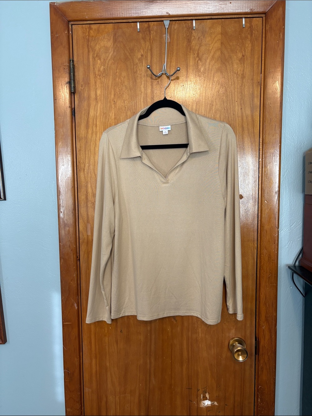 LuLaRoe Women's Long-Sleeve Collared Top in Beige - Size M - Worn 3x